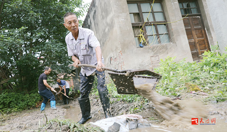 “守堤就是守護自己的家園”